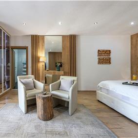 Luxury 5 Bedroom Beachfront Villa near Dubrovnik, Sleeps 11-12